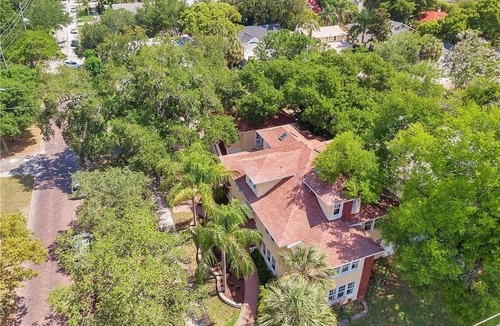 Historic Old Northeast Apartment | Jannus Suite at ONE Inn: King Bed, Kitchenette, Near Downtown & Vinoy Park