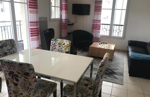 Bussy-Saint-Georges Apartment | Jardins Célestes BMYGUEST