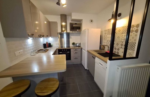 Rosny-sous-Bois Apartment | JO 2024 - appartement 4 pers - Wifi/Parking privée/
