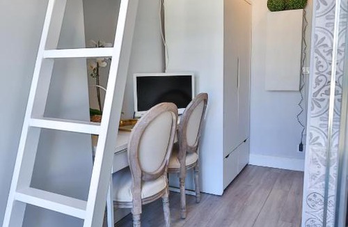 Quartier du Gros-Caillou Apartment | Joie Paris Tower Eiffel/ Quais de Seine