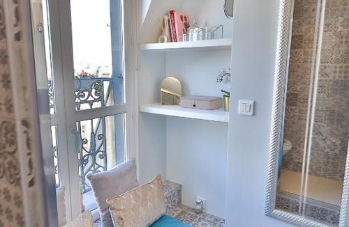 Quartier du Gros-Caillou Apartment | Joie Paris Tower Eiffel/ Quais de Seine