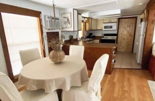 Indian Shores Cottage | Just Steps to the Beach and Gulf of Mexico