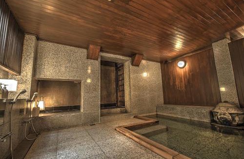 Ito Hotel | K's House Ito Onsen - Historical Ryokan Hostel