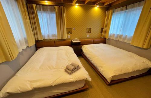Itabashi Villa | KAKURE Jujo 7min Ikebukuro 11min Shinjuku 16min Shibuya Walk to Jujo & Itabashi-Honcho ,Up to 5 Guests