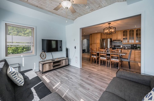 Northern Bruce Peninsula Cottage | Kayak Cove - Tobermory Retreat