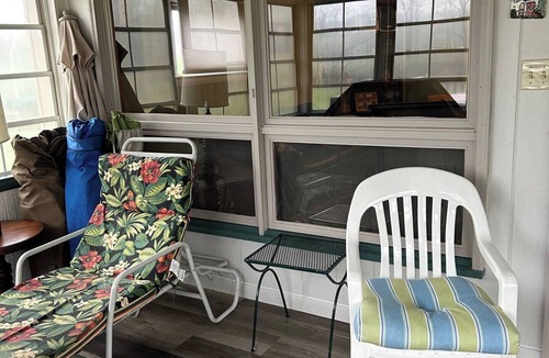 Fishertown Cottage | KD Cottages Private 2-bedroom tan cottage on Dunnings Creek, in Bedford County