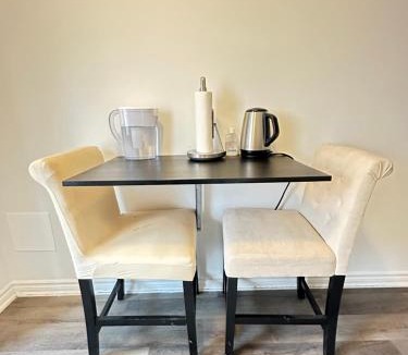 Brampton Apartment | Keppel Circle Residence