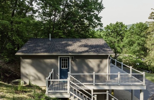 Pulteney Apartment | Keuka lake vibes all around. Easy access to all that Keuka has to offer.