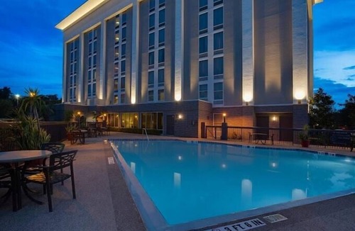Airport North Apartment | King Room Near Mass Virtual Inc ORL