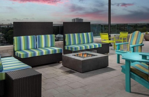 Lake Eola Heights Apartment | King Studio Suite Near We Design Studio ORL