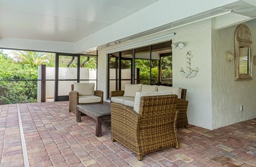 Kings Lake House | Kings Lake: 3 BR home w/3 en suite baths, heated pool & expansive covered lanai w/outdoor TV