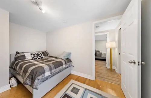 Loyalist Cottage | Kingston Lakehouse