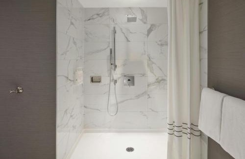 Kingston Hotel | Kingston Marriott Hotel