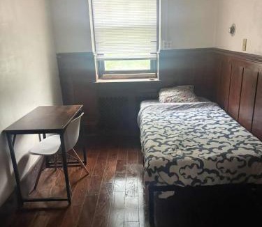 Upper Darby Hotel | Kiteville Upper Darby