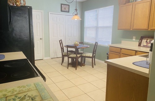 Sunset Ridge House | Knollwood villa with pool