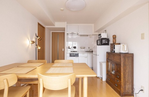 Ikebukuro Apartment | Komorebi - 8th floor relaxed Tokyo apartment