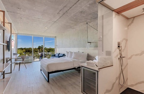 Sarasota Hotel | Kompose Boutique Hotel