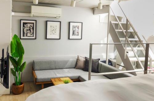 Setagaya Apartment | KOU Jiyugaoka 101