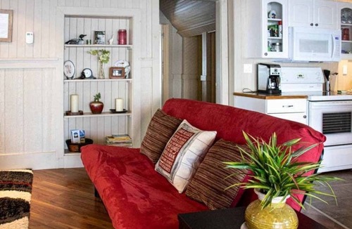 Carden Cottage | Kozy Korner - Wrap-Around Waterfront Cottage Only Steps from the Water!