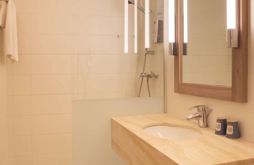 Saint-Maurice Hotel | KYRIAD PARIS EST - Bois de Vincennes