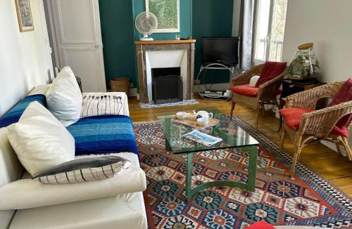 Quartier du Petit-Montrouge Apartment | L'appartement Jean Moulin