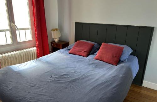 Quartier du Petit-Montrouge Apartment | L'appartement Jean Moulin