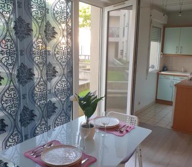 Bussy-Saint-Georges Apartment | La Belle vie à Bussy