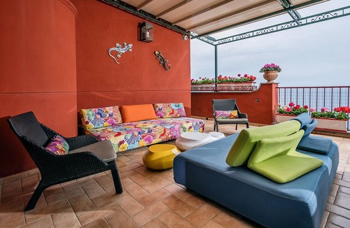 Montepertuso Apartment | La casa di Luna Amazing sea view for up to 5 people!