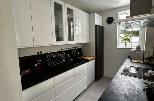 Saint-Ouen House | La Maison du Bonheur with garden and private parking in the center of Saint Ouen.