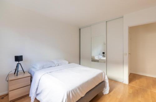 L'Hay-les-Roses Apartment | La Nuit en Rose - 3 chambres - Balcon