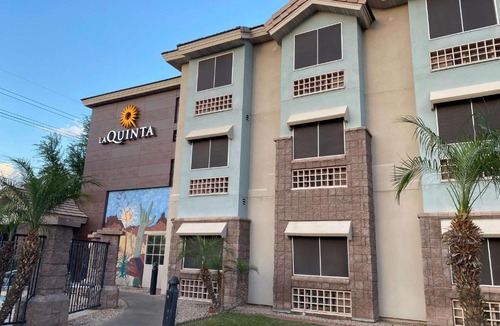 Tempe Hotel | La Quinta Inn & Suites by Wyndham Tempe University, Phoenix