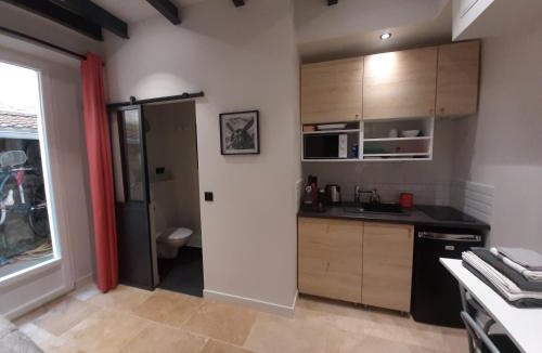 Parchamp–Albert Kahn Apartment | la studette du théâtre