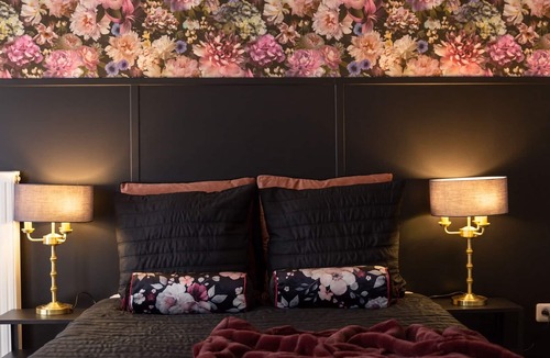 Drancy Apartment | La vie en rose - Near Paris/CDG/Bourget/Parc expo Villepinte