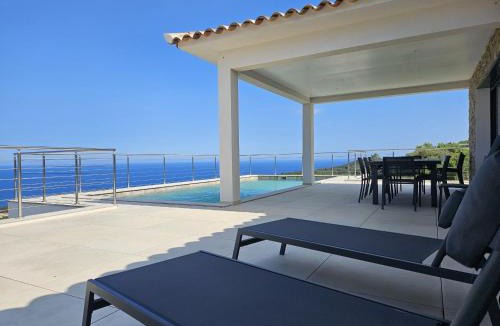 Solenzara House | LABELLE- Vue mer panoramique - Piscine privée - Clim -WIFI