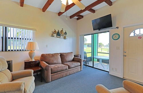 Sylvan Shores Condo | Lake Blue Resort - #17 -*Lakefront, *Heated Pool, Sandy Beach