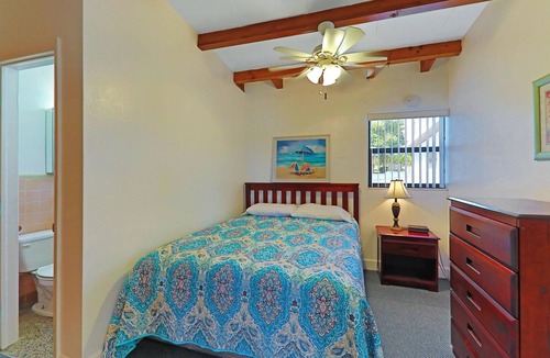 Sylvan Shores Condo | Lake Blue Resort - #17 -*Lakefront, *Heated Pool, Sandy Beach