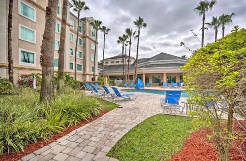 Florida Central Atlantic Coast Apartment | Lake Buenavista Apartments close to Disney