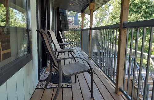 Zurich Cottage | Lake Huron Beach House - Spectacular Sunsets