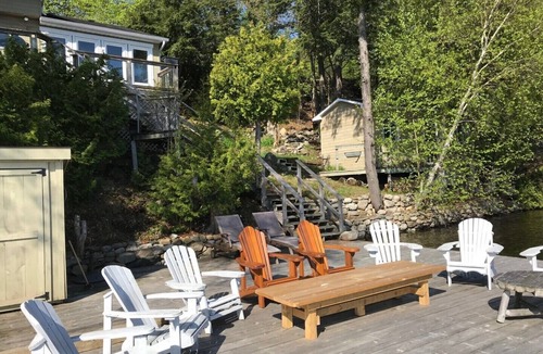 Seguin Cottage | Lake Joseph 3 Bedroom Cottage and Bunkie