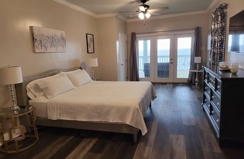 Lake Catherine House | Lake Leisure 6 Beds With Pool