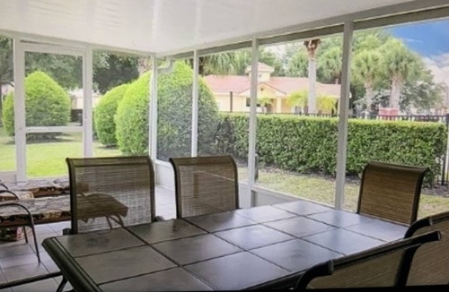 Fedhaven House | Lake Marion villa 22 miles to Disney, 12 miles to Legoland 3/2 villa sleeps 6
