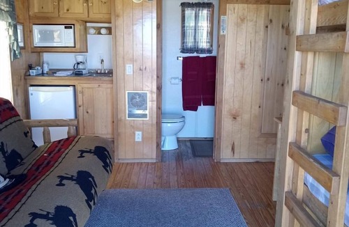 Meadview Cabin | Lake Mead National Recreation Area Glamping Cabin for an Arizona Adventure