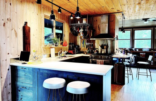 Muskoka Lakes House | Lake Rosseau Cottage on private 100 acres with 1550ft of shoreline