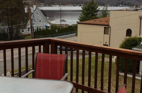 Shawanese House | Lake Side Chalet style House at Harvey's Lake