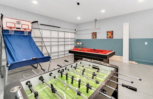 Davenport House | Lake view, Luxury villa, New decor and game room