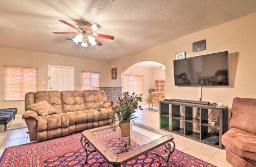 Auburndale House | Lake Views and Private Porch Auburndale Family Home