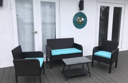 College Park House | Lakefront Artist's Loft - Relax in Luxury!