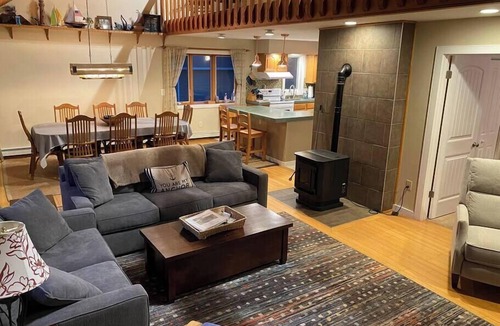 Treasure Lake House | Lakefront at Treasure Lake - Hot Tub, Patio, Docks