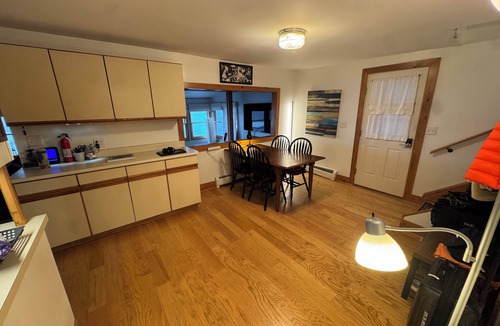 King Ferry Cottage | Lakefront Escape - Cozy, Comfy, and PRIVATE