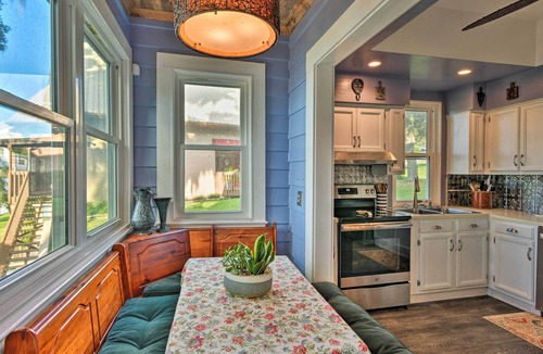 Lake Placid Cottage | Lakefront Florida Retreat - Pool Table & Boat Dock